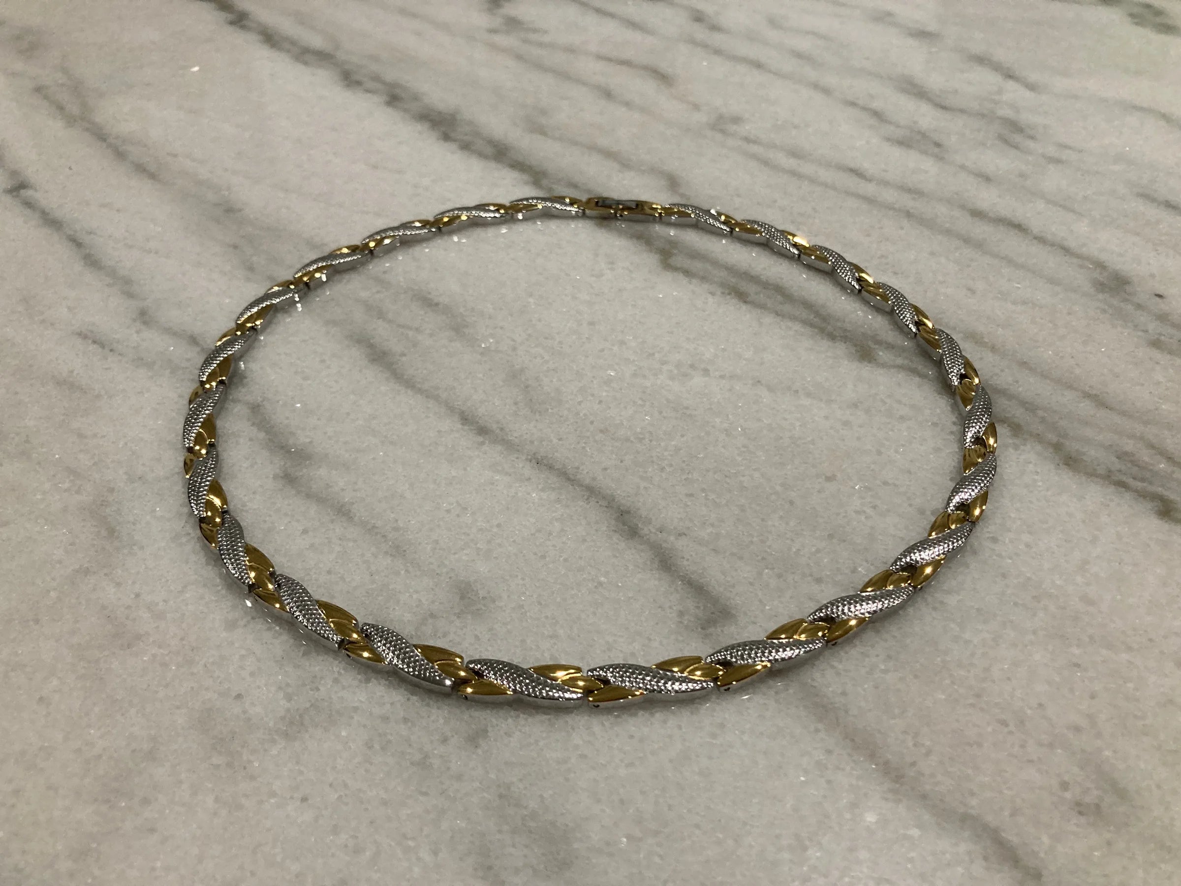Superhuman Balance - 20" Silver & Gold Necklace