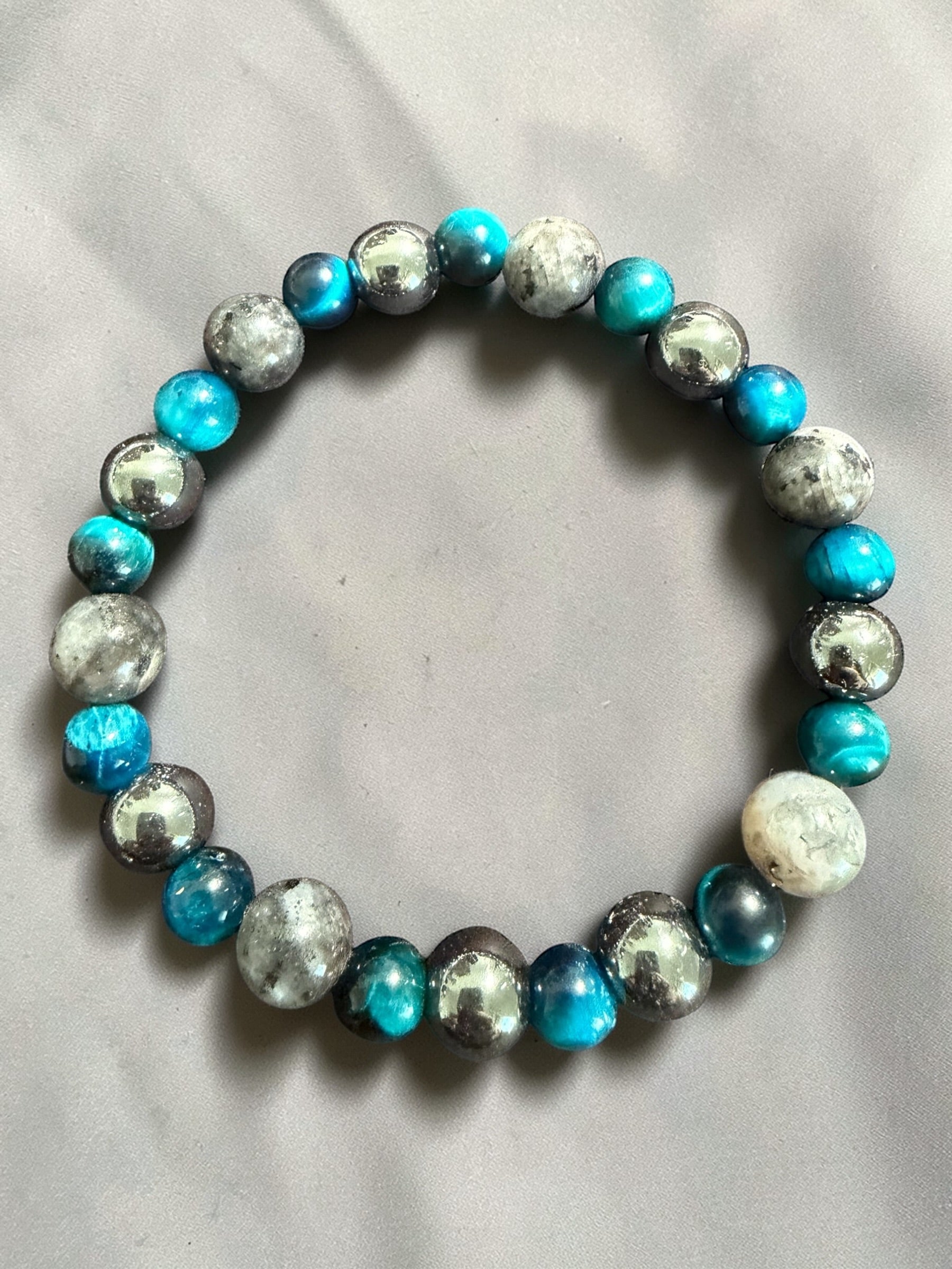 Green Tiger Eye and Gray Agate Bracelet