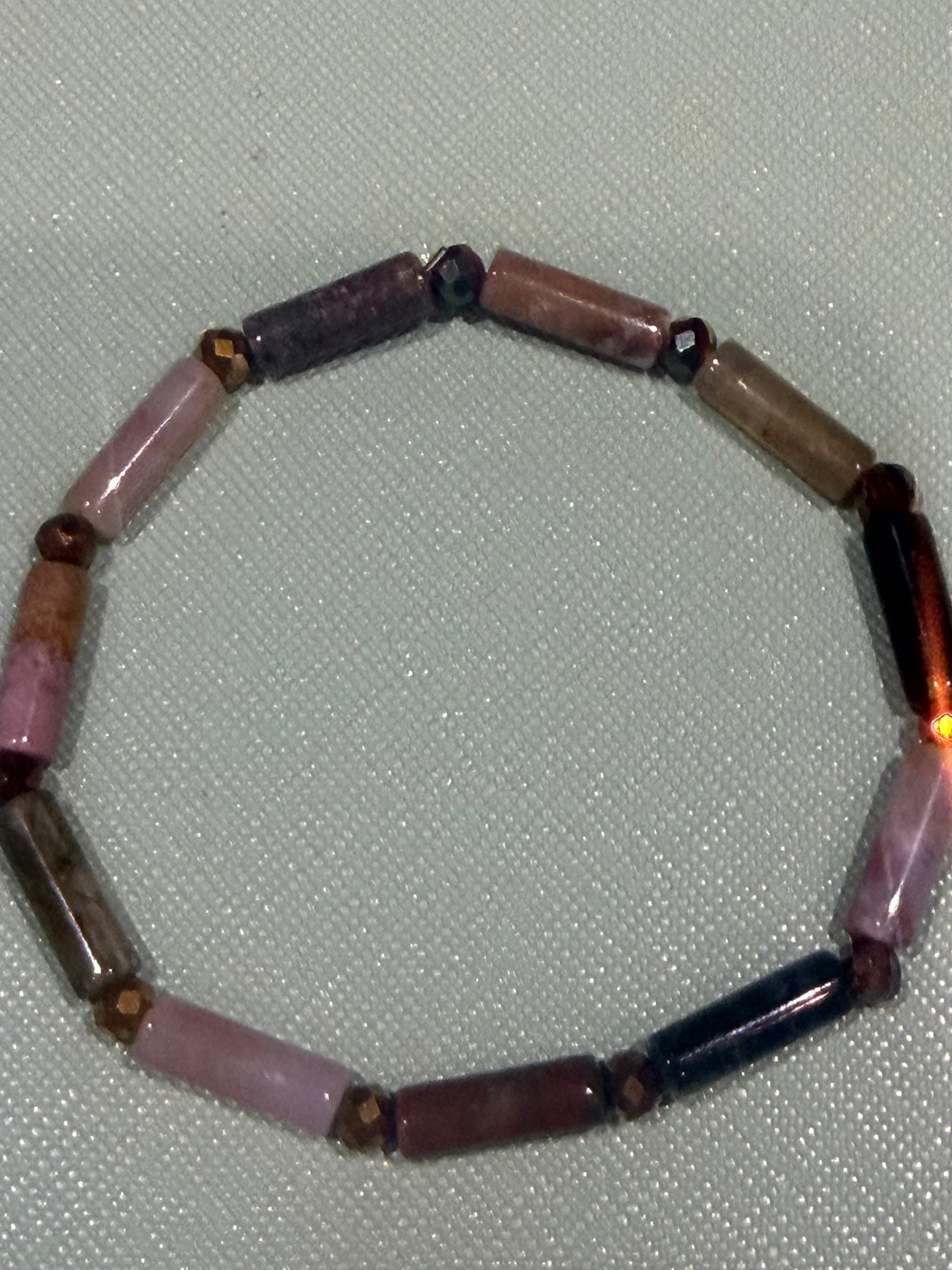 Tubal Indian Agate with glass Iridescent beads.